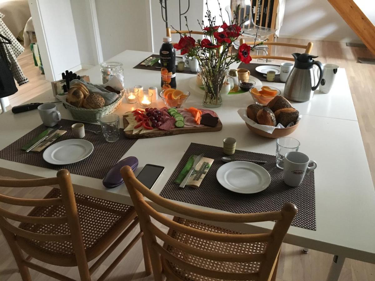 Lundgaarde Bed & Breakfast Kjellerup Ngoại thất bức ảnh